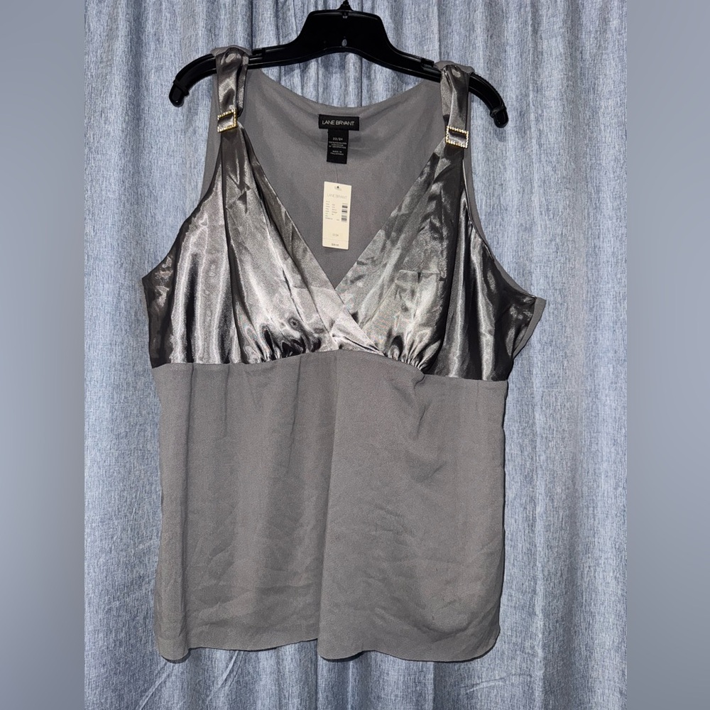 Lane Bryant Silver and Gray Women's Top 22/24 NWT
